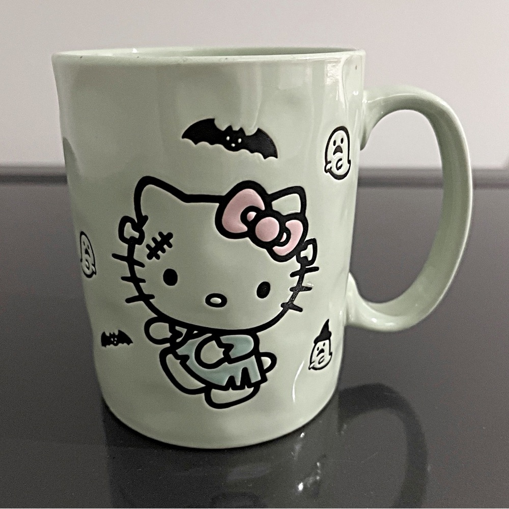 New Sanrio Hello Kitty Halloween Mug